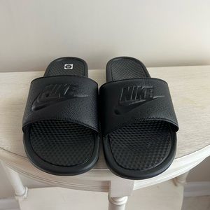 Nike ‘Just Do It’ Slides/Size 14/Black/Athletics slides